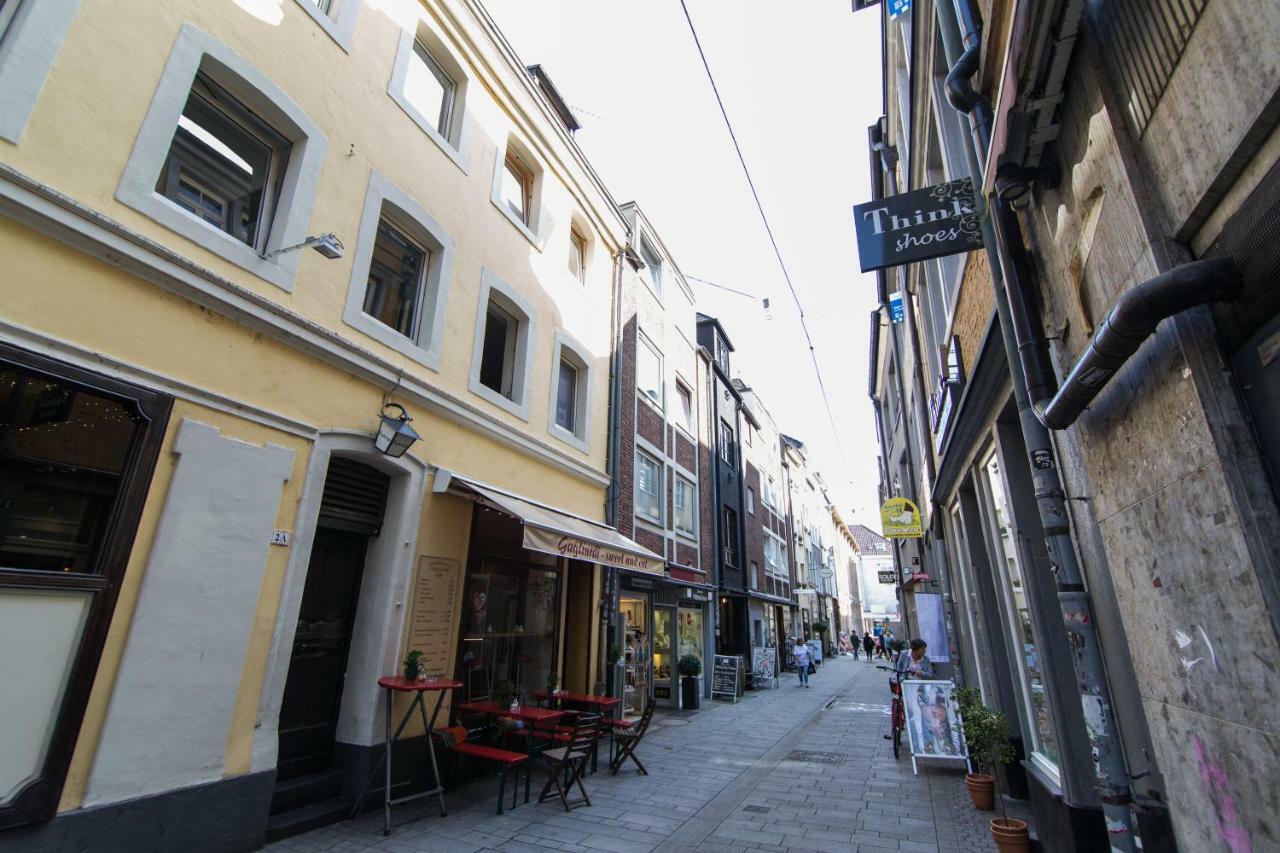 Altstadt Duesseldorf 1 Buitenkant foto