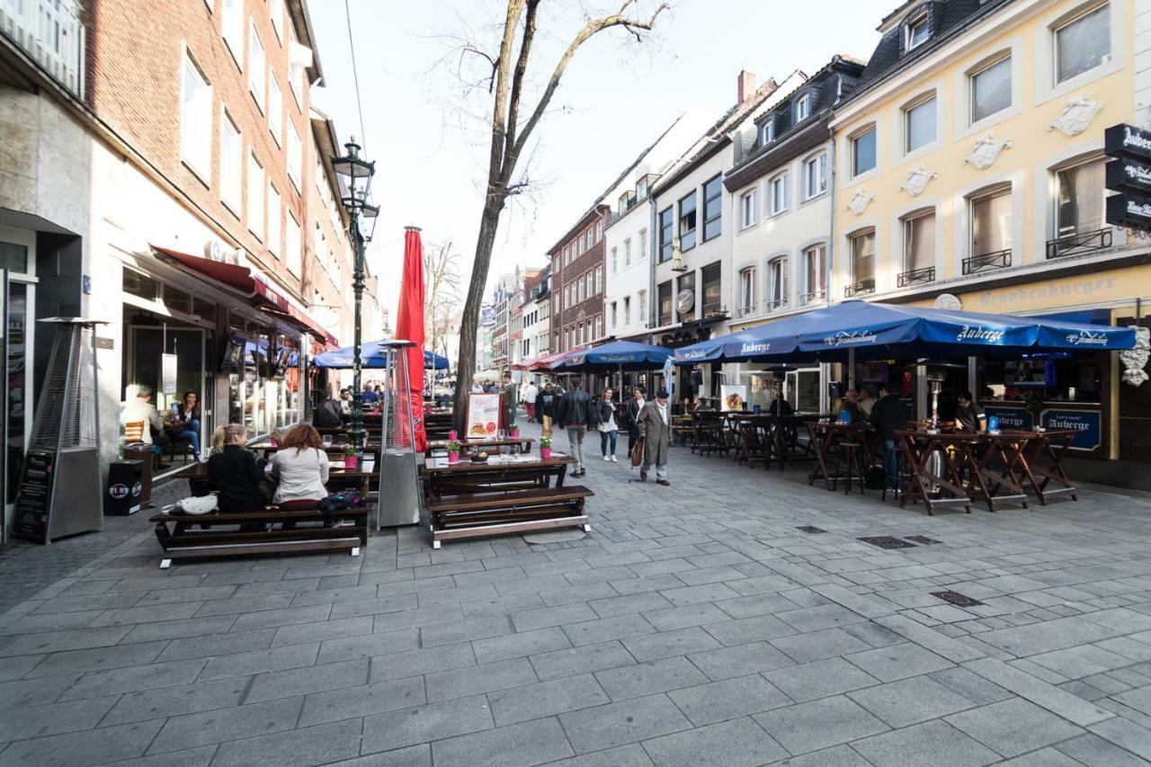 Altstadt Duesseldorf 1 Buitenkant foto